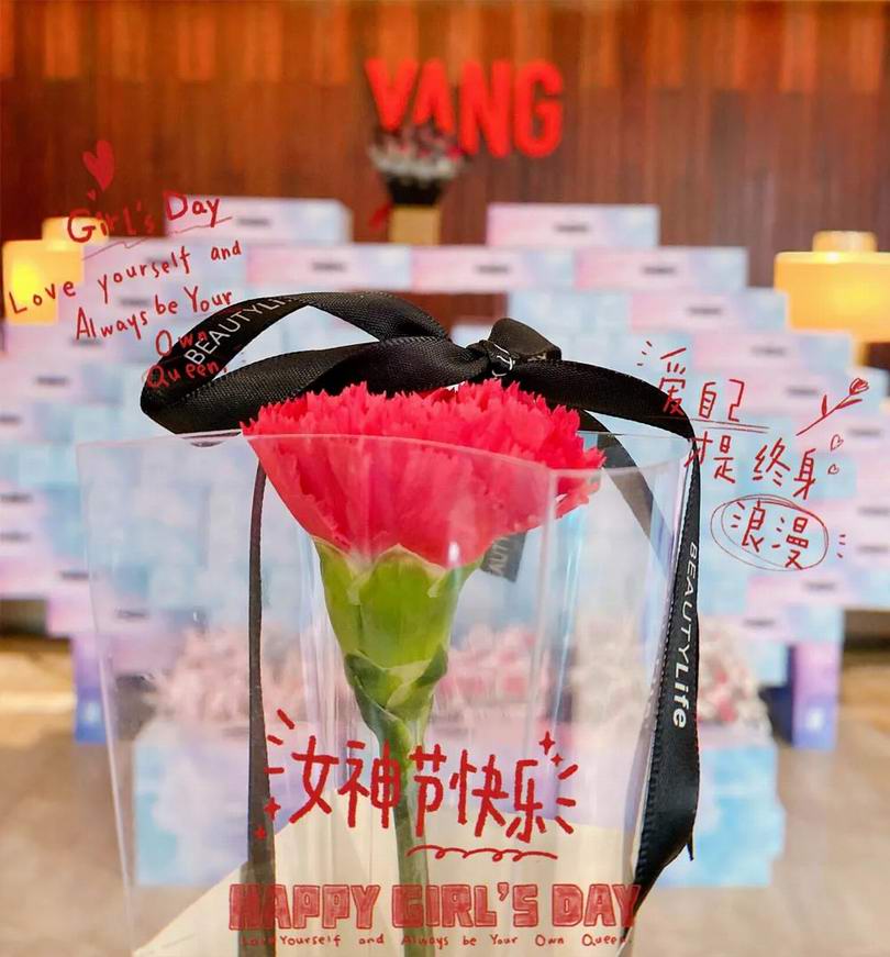 杨邦胜设计集团_3.8女神节，致敬追求完美的女设计师
