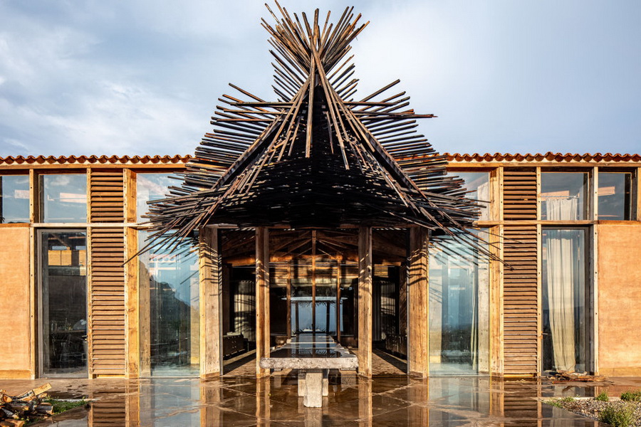 Casa Silencio